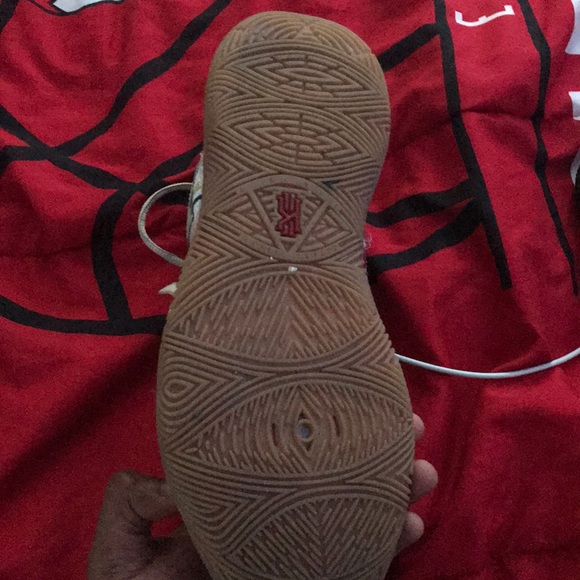 Kyrie 5 Bandulu - Picture 5 of 5
